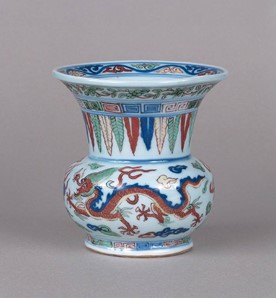 五龍彩文壺