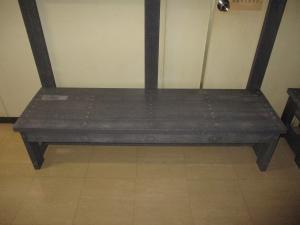 海洋プラスチックリボーンベンチ