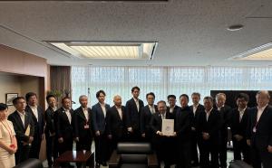 岩国大竹道路・岩国柳井間バイパス建設期成同盟会中央要望に出席する柳居議長