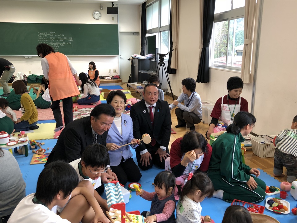 未来のパパ・ママ！子育て体験交流in高森みどり中学校の画像