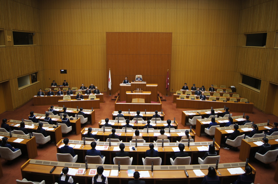 第5回やまぐち高校生県議会（議場全景）