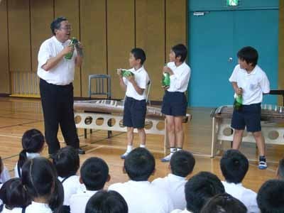尺八の模擬演奏体験 尺八の模擬演奏体験