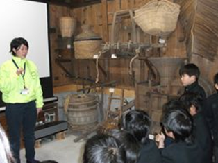 第3学年 総合的な学習の時間「すてきだね阿知須の町～阿知須のまちを紹介しよう」の画像