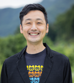 関治之氏